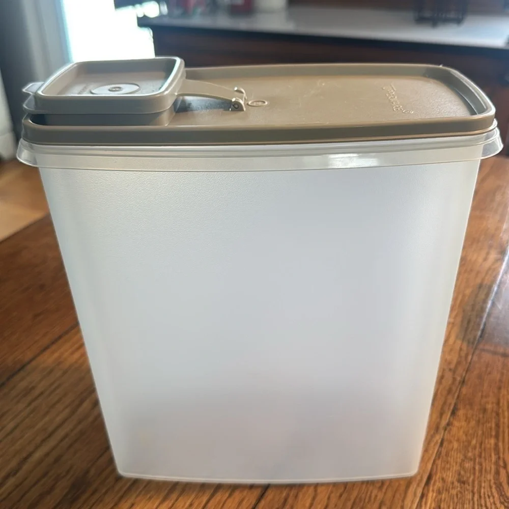Vintage Tupperware Cereal Keeper Storage Container